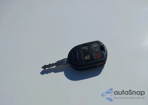 2013 Ford Mustang V6 Premium z USA, uszkodzony, nr VIN 1ZVBP8AM5D5204108